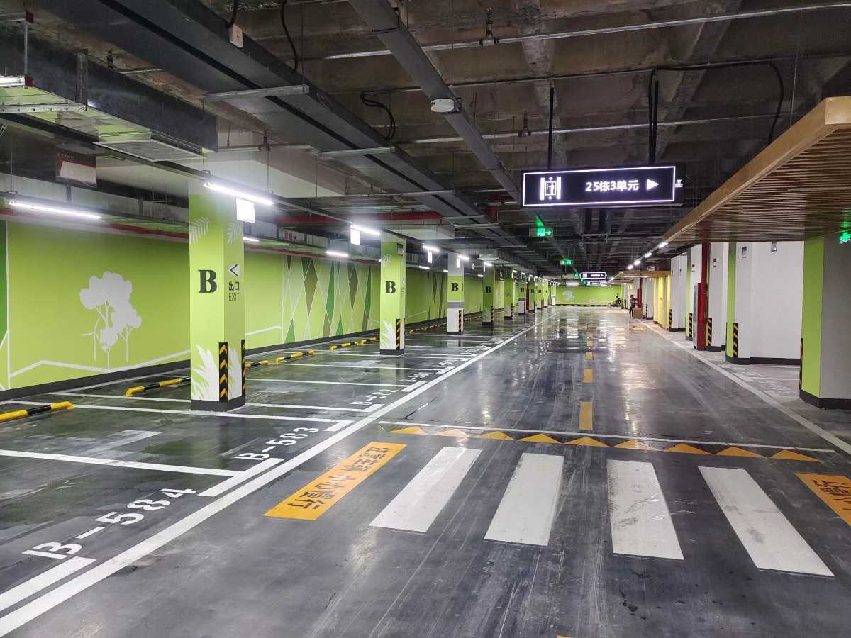 天津和平區(qū)寫字樓車庫墻面彩繪分區(qū) 地下室墻面涂鴉工程隊(duì)
