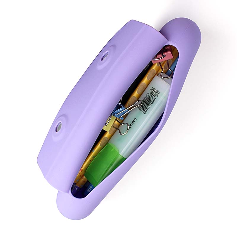 QS-2027 magnetic simple silicone pencil bag