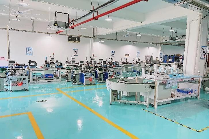 以现代化生产基地为基石，铸就高品质产品